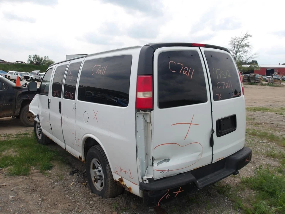 Roof 135" Wb Fits 96-21 EXPRESS 2500 VAN 2108917 - Image 3 of 4