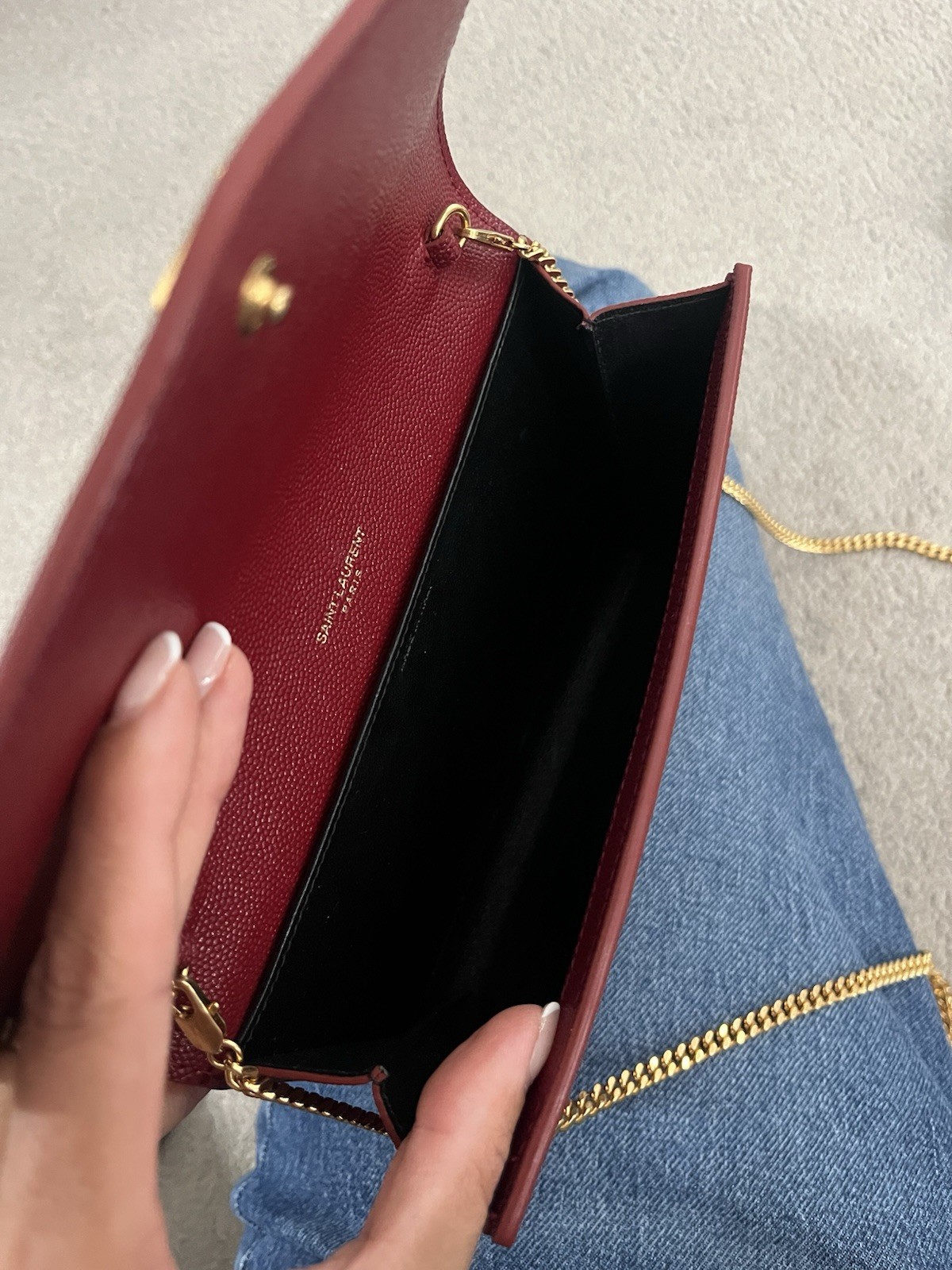 SAINT LAURENT Catena con patta YSL 338y grain de poudre roya opyum rossa nuova senza etichette