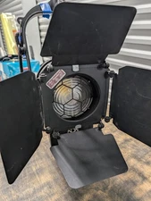 150W Tweenie LED 5400k Daylight- Mole Richardson Fresnel Baby - 650w Equivalent 