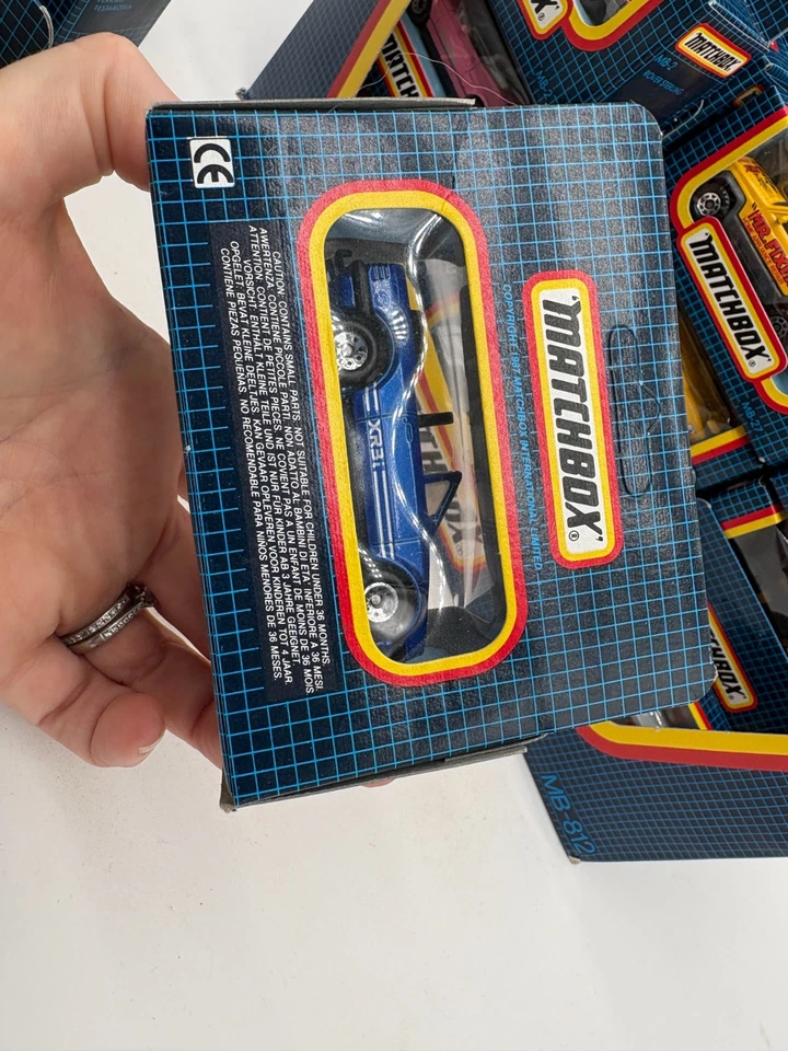 Lote de trabajo Matchbox fabricante en caja como nuevo 36 coches superrápidos hechos en Macao 1987 Foto 3 de 4