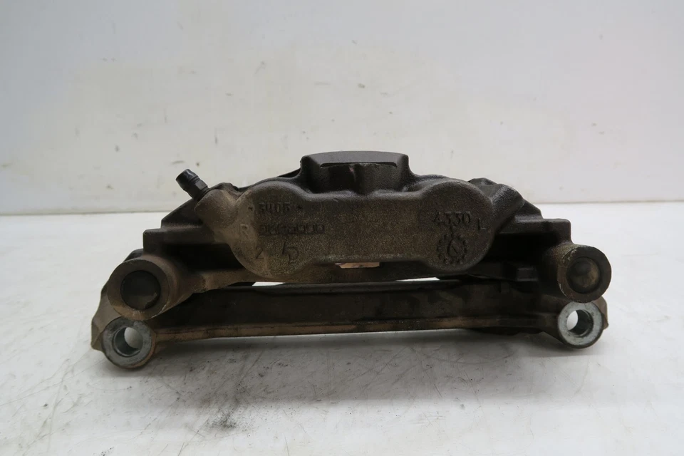 2016-2019 Nissan Titan XD OEM Right Rear Brake Caliper - Image 4 of 4