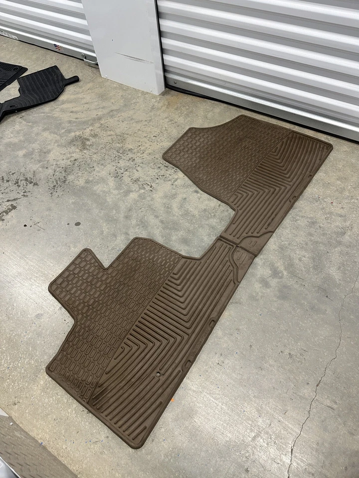 Weathertech W82-LHS Floor Mats for Dodge Caravan VW Routan Chrysler Town Country - Изображение 2 из 4