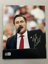 Mike Lindell autographed signed 8x10 photo Beckett BAS COA MyPillow CEO Fox News
