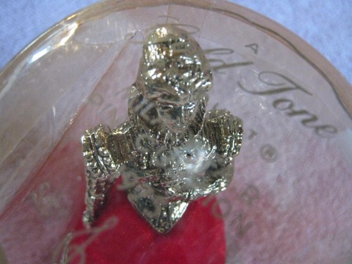 PIN CUSHION, NOS, "MILADY FAIR PIN CUSHION 1975", A GOLD TONE PRODUCT - Picture 11 of 13