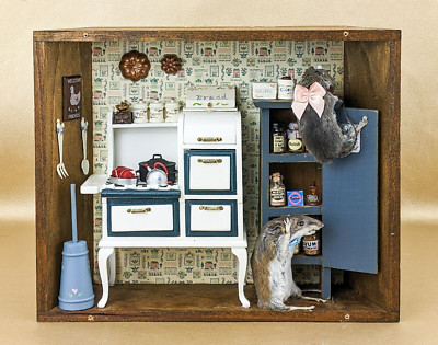 WD#12 Kitchen Scene 2 Mouse Taxidermy display Oddities Curiosities collectible