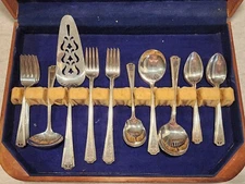  National Silver Co NSC Adam Pattern EPNS 1917 43 Pcs Silverware Plus Extras