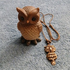 Vintage Brown Owl Nodder Bobble Head 4.5" Plus Resin Owl Necklace