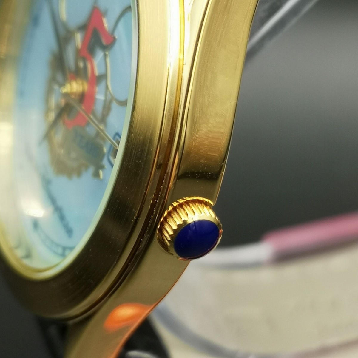 Nice Tokyo Disney Sea 5 years men's Quartz watch. Come with Nice Tokyo Disney Sea 5 years men's Quartz watch. Come with