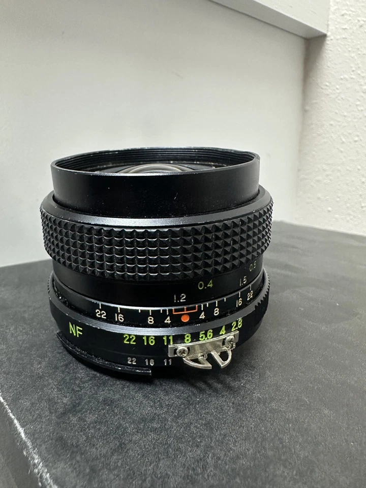 Lente SAKAR MC 28 mm f/2,8 COMO NUEVA montura Nikon Foto 4 de 4