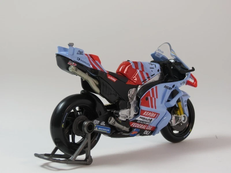 Maisto Ducati Desmosedici GP #73 Alex Marquez Gresini MotoGP 2024 1/18 36399#73 - Photo 3/3