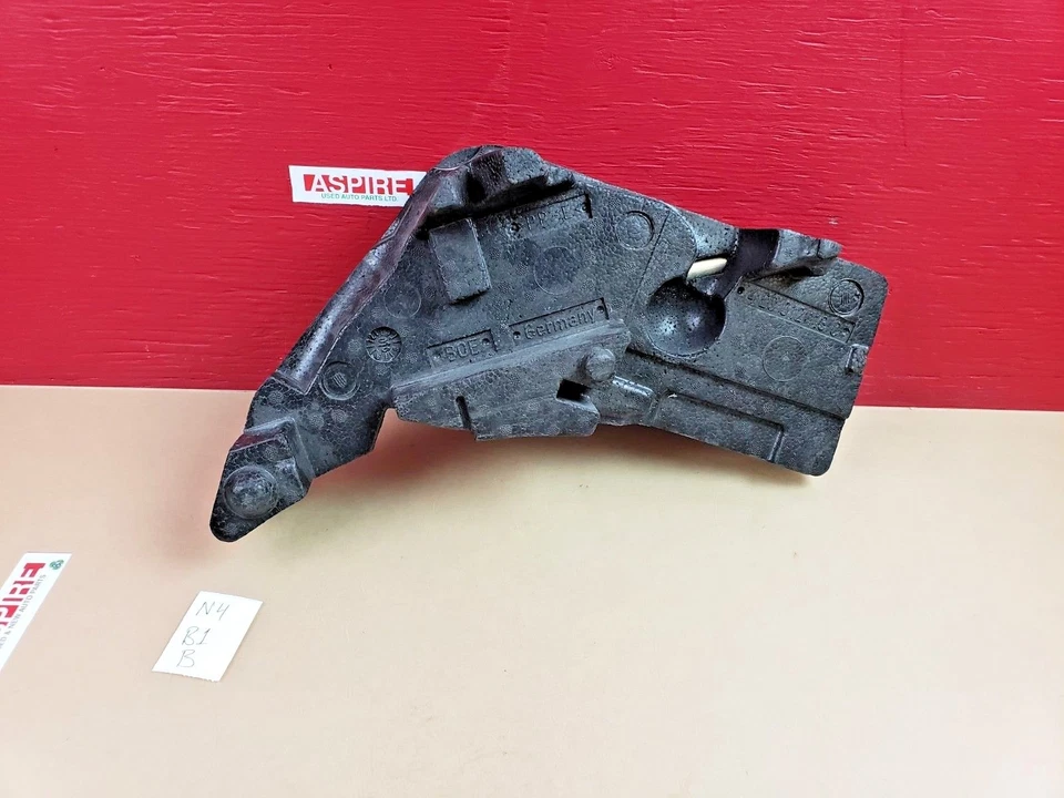 Kit de herramientas de repuesto de emergencia Audi Q7 2007-2015 OEM 4L0012113C Foto 3 de 4