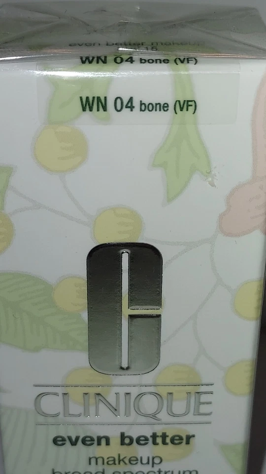 CLINIQUE Even Better Makeup Broad Spectrum Spf 15 *WN 04 BONE*/ 1 oz /New in box - Image 3 of 4