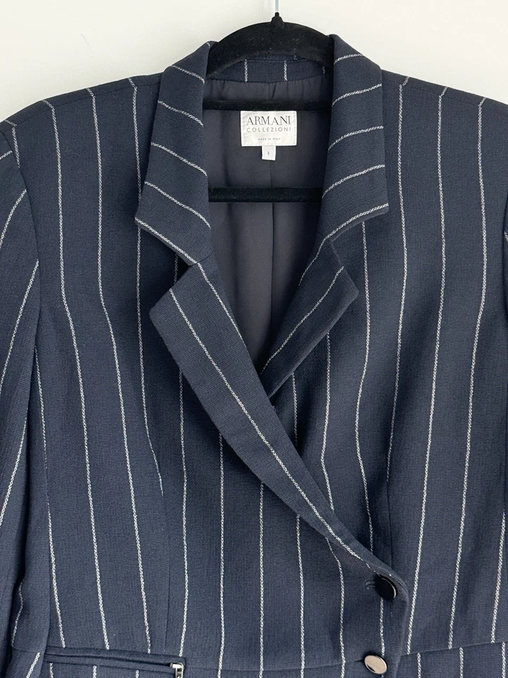Blazer ARMANI COLLEZIONI Vintage 2k Rayas Azul Marino Mezcla de Lana Cuello Muescas talla 8 Foto 3 de 4
