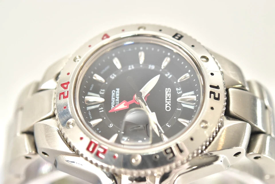 Reloj Mujer Batería Nueva [EXC+5] Seiko Perpecual 4F56-001A Cuarzo Negro GMT Foto 3 de 4