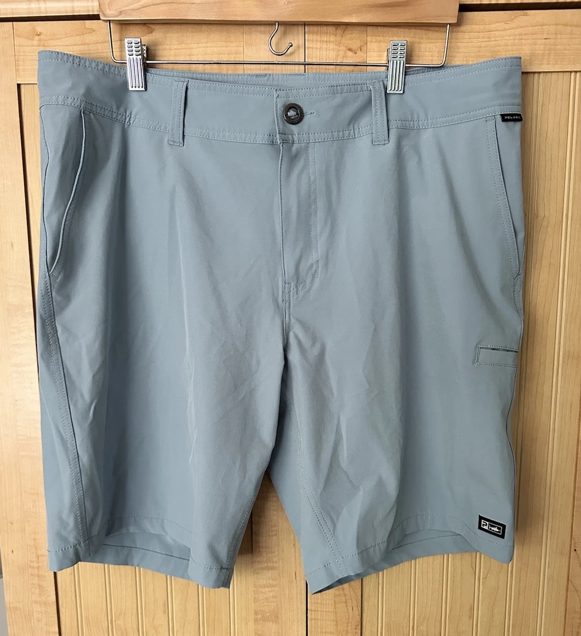 Mens Pelagic Mako Hybrid Fishing Shorts Light Gray blue Size 38 EUC