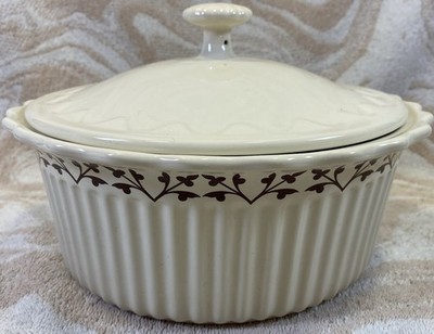 Paula Deen 2 Quart Stoneware Baking Dish Harvest Cream Ruffled Casserole 9''