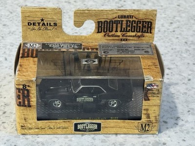 M2 Machines Detroit-Muscle 1969 Chevrolet Camaro 1:64 Black Diecast Bootlegger