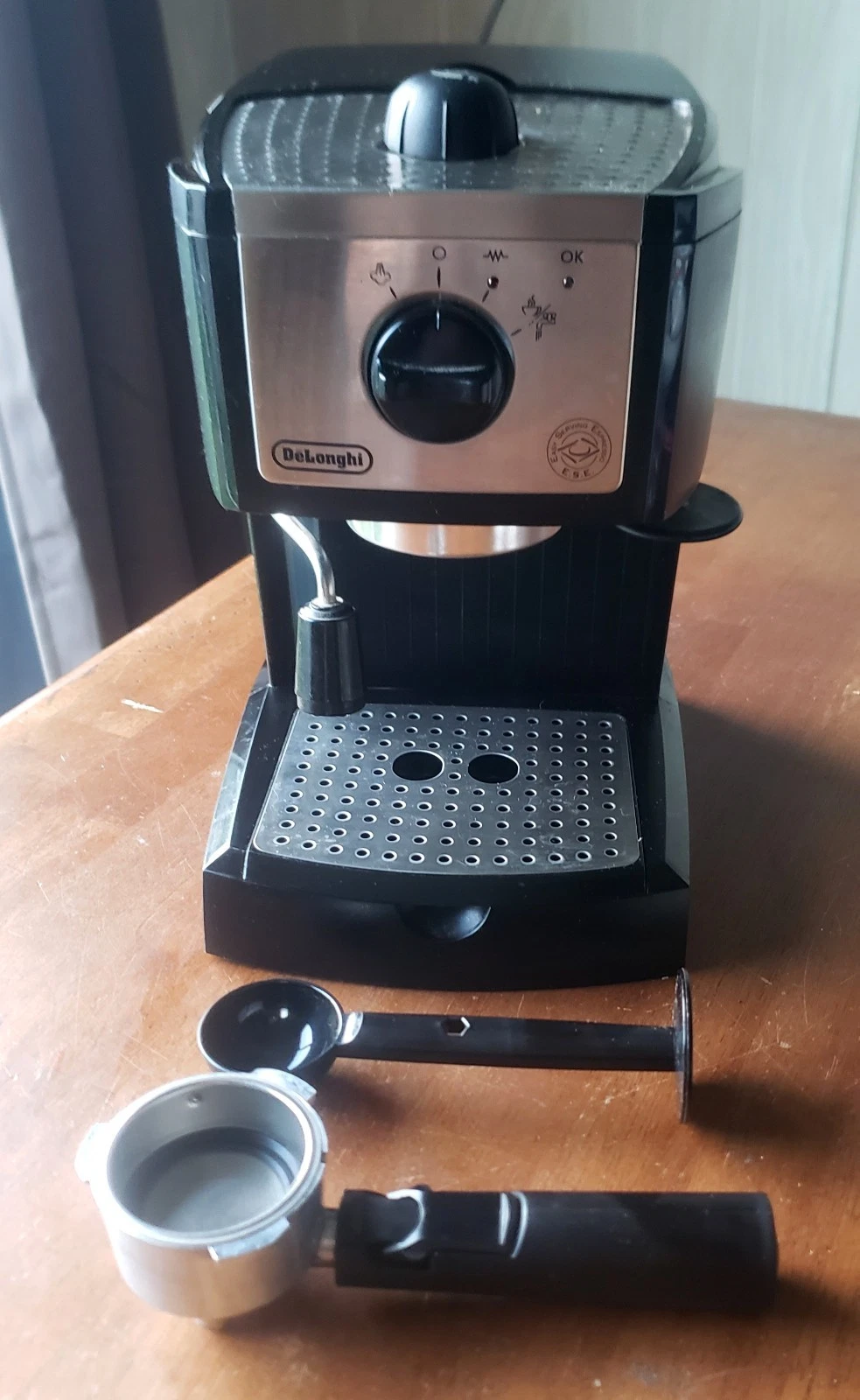 DeLonghi EC155M Espresso Machine - Black