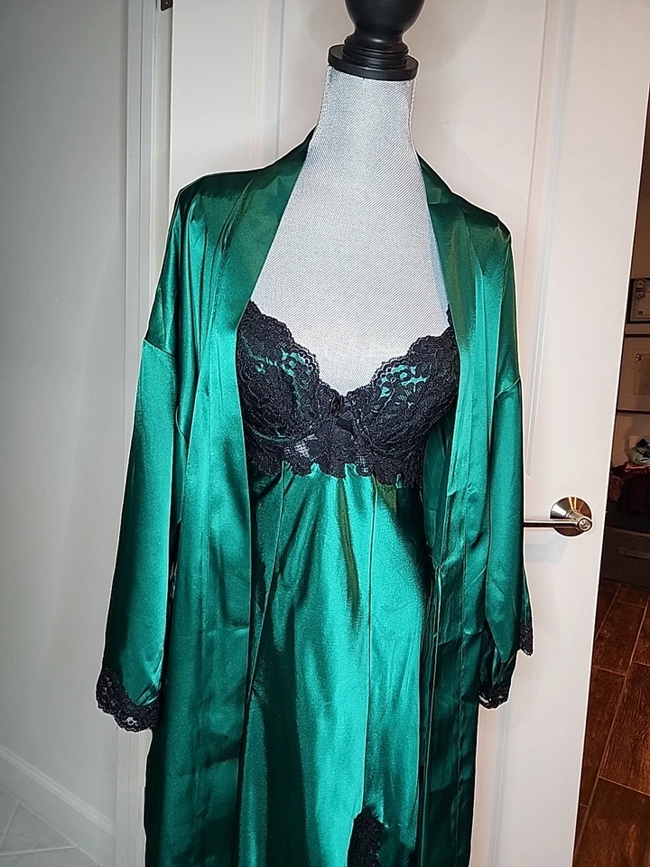 Conjunto de Vestido Victoria's Secret Robe 2 Peças Longo Feminino Esmeralda Verde Cetim Renda M/G - Imagem 2 de 4