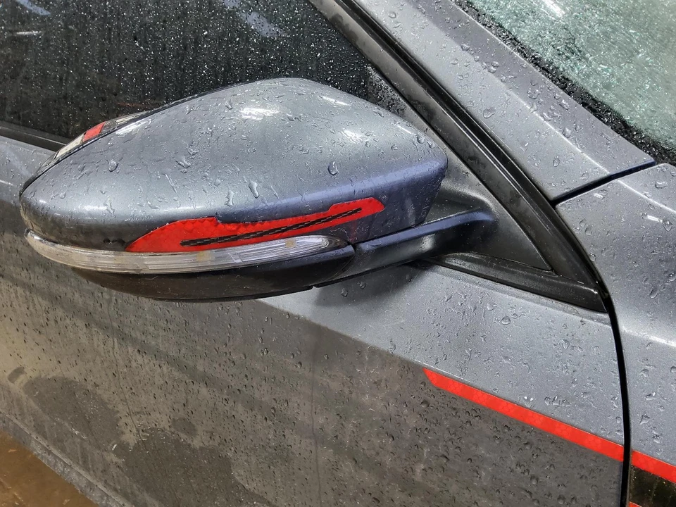 Espejo retrovisor interior delantero central usado se adapta a: Volkswagen Passat SW 2018 delantero Foto 3 de 4