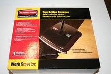 Rubbermaid Commercial Dual Action Mechanical Sweeper Black FG421388BLA