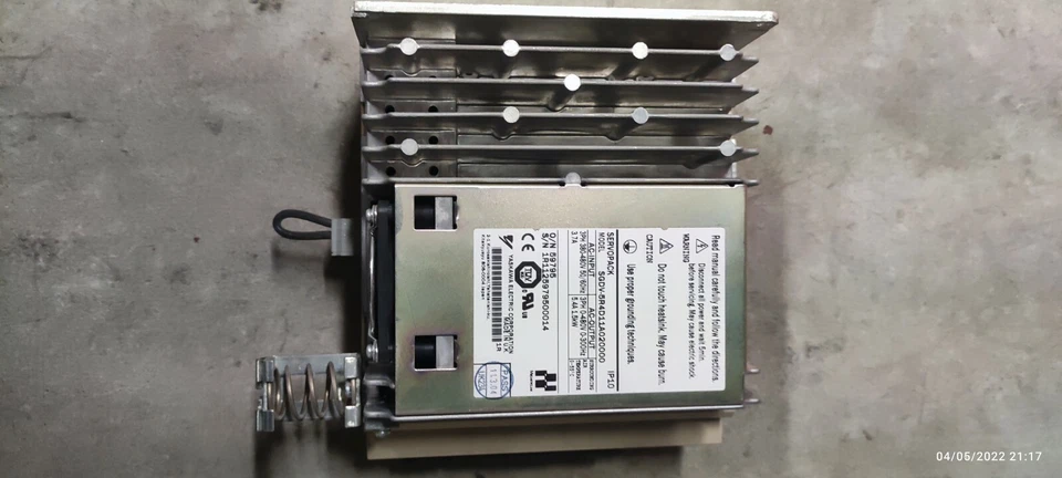 Yaskawa servo driver SGDV - 5R4D11A  - Photo 2/3