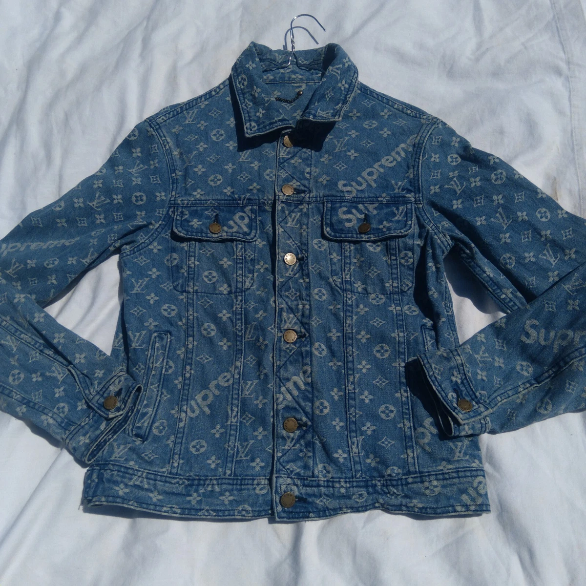 Louis Vuitton X Supreme Jacquard Denim Trucker Jacket Size 48 Available For Immediate Sale At Sothebys #2 Louis Vuitton X Supreme Jacquard Denim Trucker Jacket Size 48 Available For Immediate Sale At Sothebys