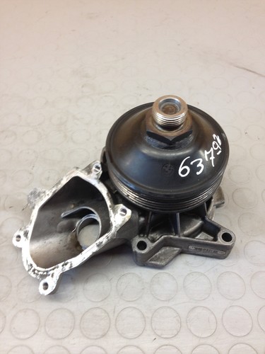 BMW E39 530 SW (2000) 3.0 DIESEL 135KW WASSERPUMPE 23540550 / 74775810