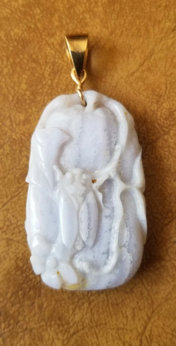 RARE SIGNED GUMPS 14K CARVED LAVENDER MOTTLED JADE CHINESE PENDANT