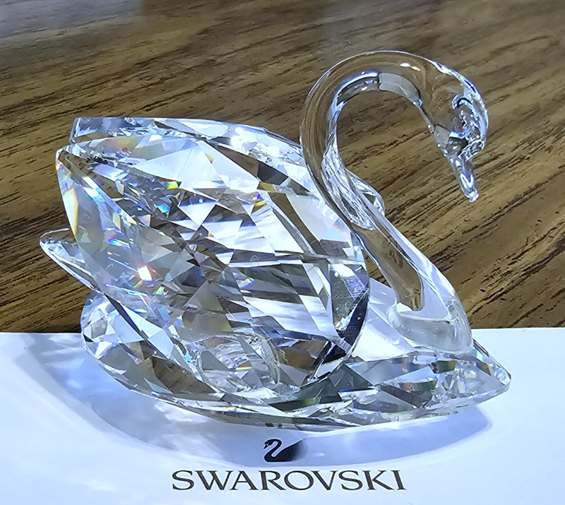 🦢 Swarovski Crystal "Beauties of the Lake", Large, Iconic Swan Figurine, Logo