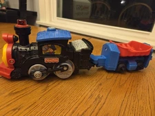 1999 Fisher Price Toots the Train Replacement Engine & Car - Works Great!