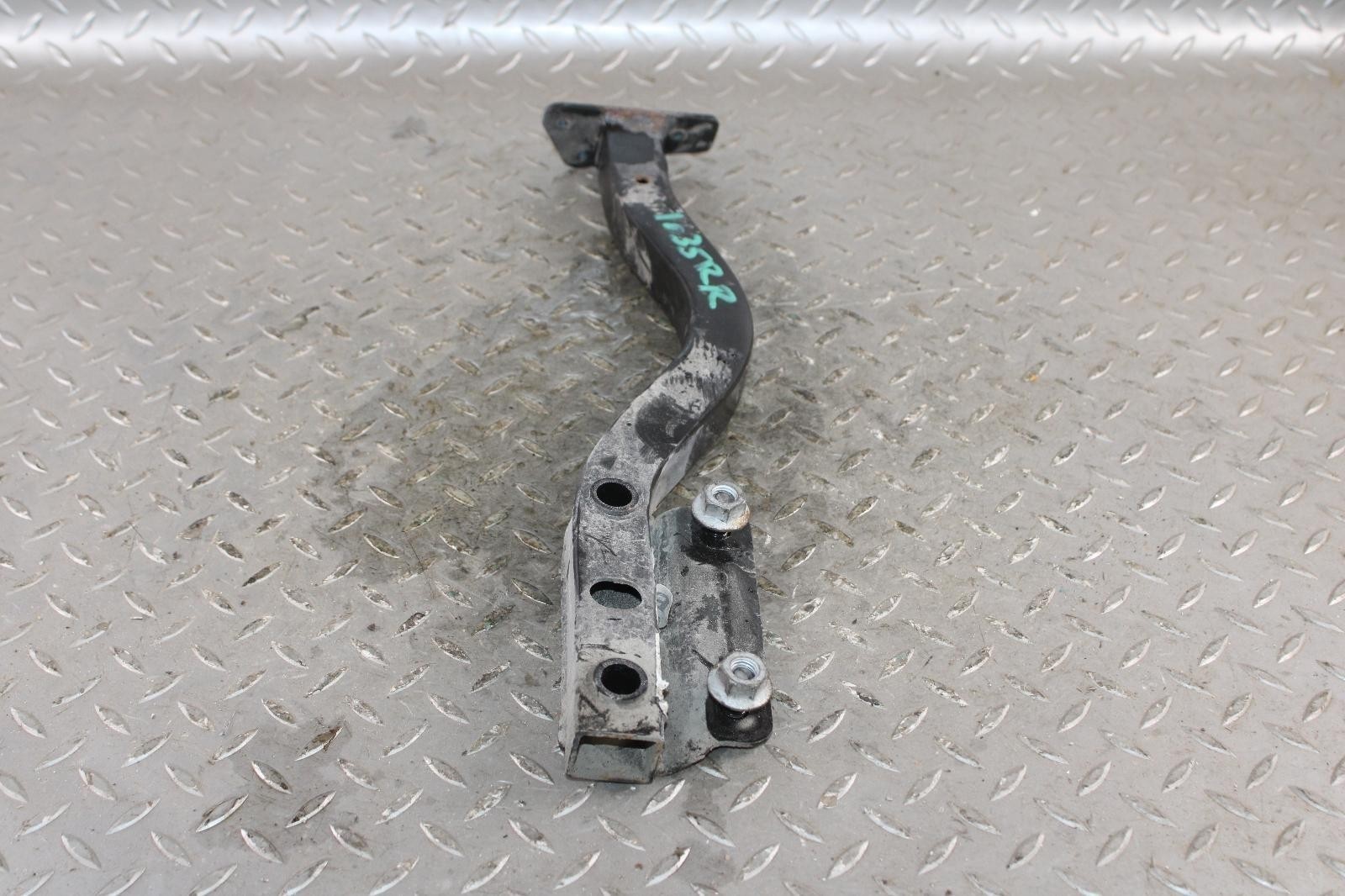 13-18 Flying Spur Front End Right RH Radiator Support Side Bracket Unit OEM OE