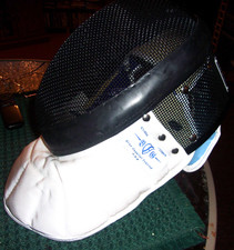 Blue Gauntlet Fencing Foil Mask M001-BG / 3 Weapon Level 1 350 NW+ Size XS