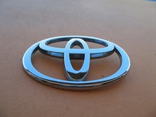 02 03 04 05 06 Toyota Camry Rear Lid Chrome Emblem Logo Badge Sign Oem A21789 02 03 04 05 06 Toyota Camry Rear Lid Chrome Emblem Logo Badge Sign Oem A21789