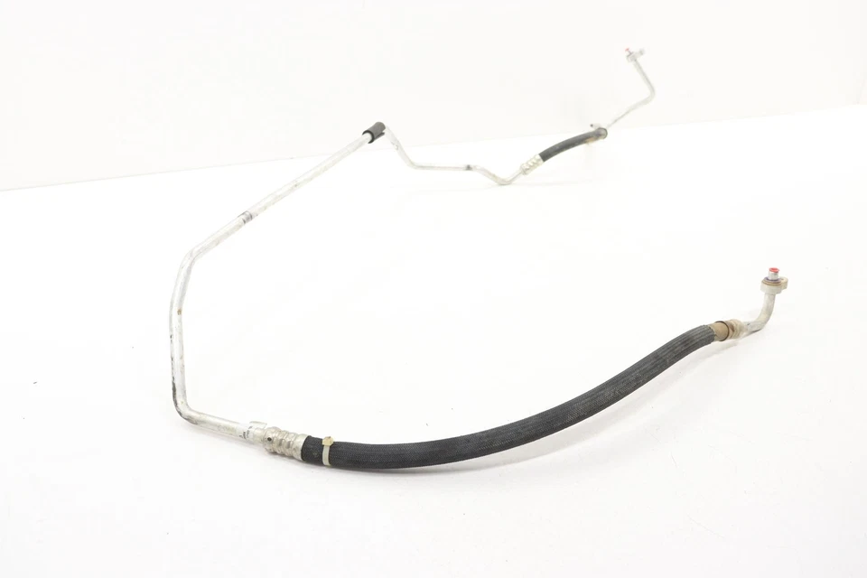 GMC SAVANA 3500 2021-2024 6,6 L AIRE ACONDICIONADO AIRE ACONDICIONADO MANGUERA DE SUCCIÓN FABRICANTE ORIGINAL 84984613 Foto 2 de 4