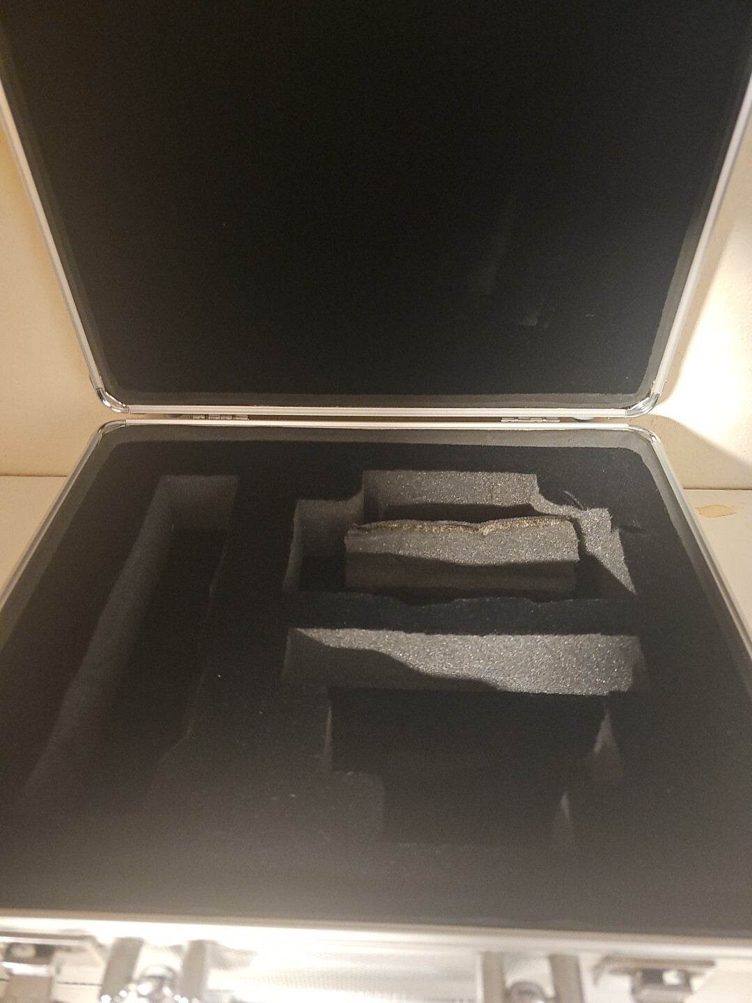 Orascoptic Zeon Discovery Portable LED Headlight Dental Loupes case