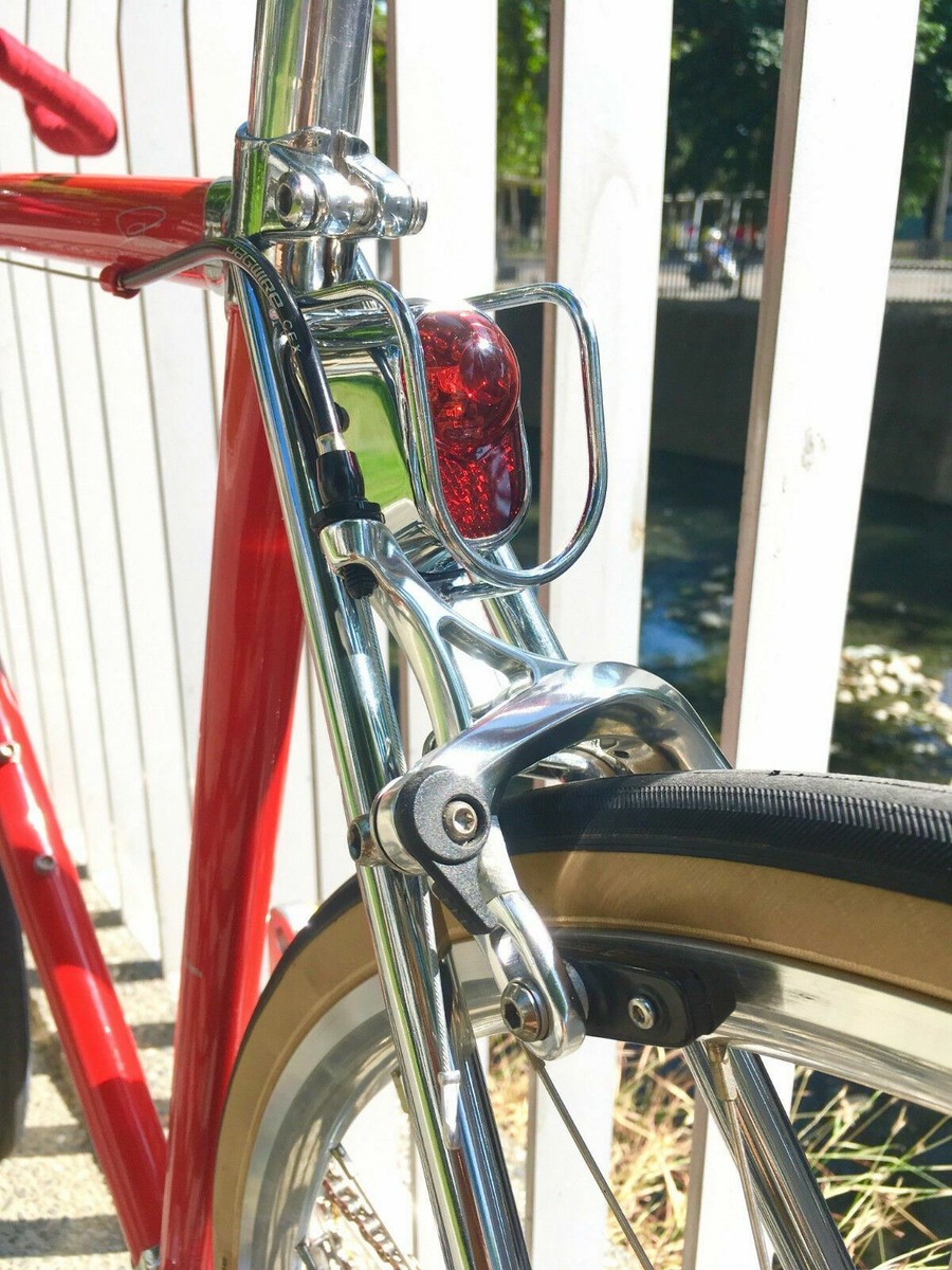 50年代フランス製自転車ランプ 50年代60年代のヨーロッパの自転車がデザインソース。「LIUNUS