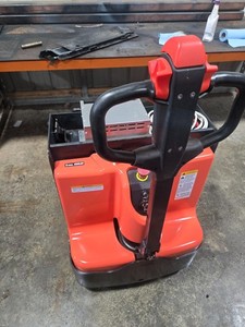 24 volt 4,000 lb pallet jack electric