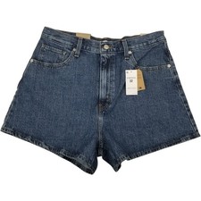 Levi  s High Waisted Mom Jean Shorts Women  s Size 14 32 waist New with Tags