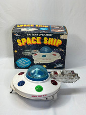 Vintage Soma Battery Operated Space Ship X711 Toy in Box Works RARE