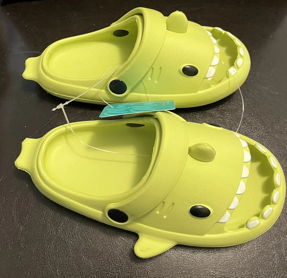 学步儿童拖鞋凉鞋 水鞋 绿色鲨鱼怪物 尺码 11 — 第 2/3 张图片