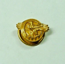 US Department of Defense WW2 ruptured duck honorable discharge pin buttonhole