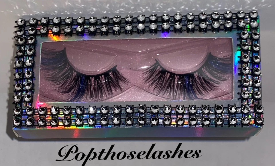 eyelashes Bundle - Image 3 of 4