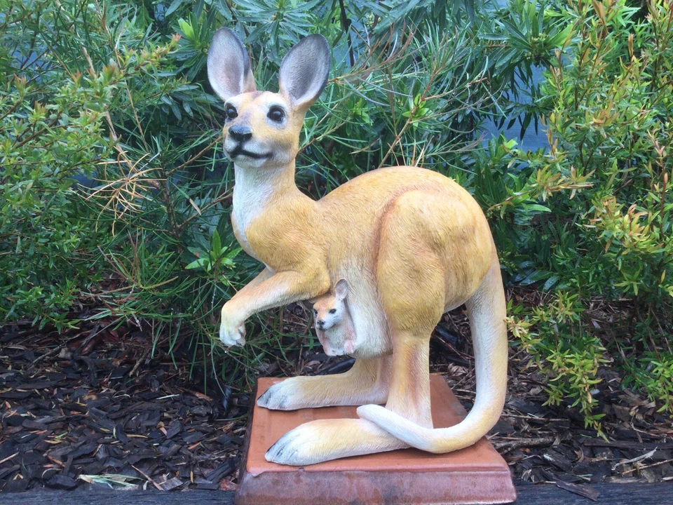 37cm Kangaroo with Joey Marsupial Roo Macropod Ornament - image 3 of 4