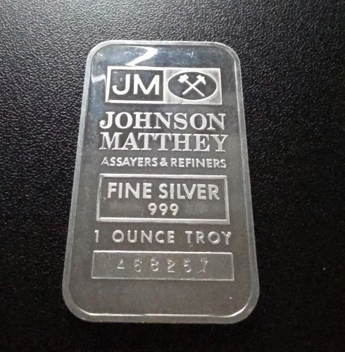 JOHNSON MATHEY   1 OZ  .999 FINE SILVER BAR not in sleeve  bar#468257