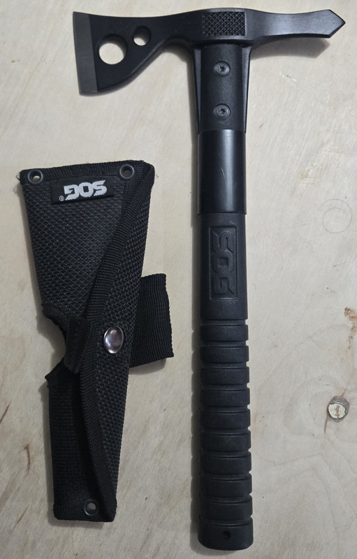 SOG FastHawk Tactical Tomahawk Full Tang Stainless Steel w/ Sheath
