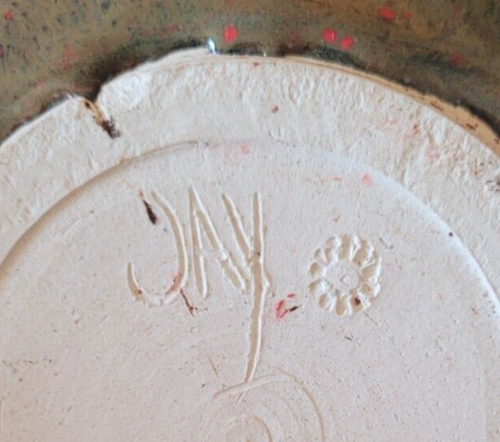 Large Studio Pottery Bowl Artist Signed Red Tie Dye Drip Glaze Signed Jay - Picture 7 of 9