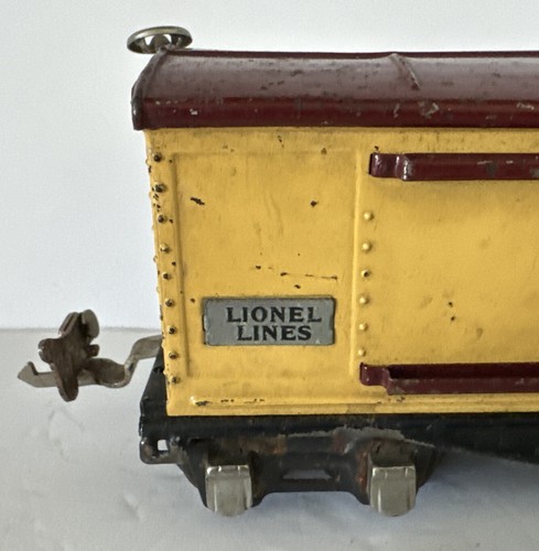 LIONEL O SCALE LINES 655 YELLOW AND BROWN BOX CAR SLIDING DOORS PRE WAR 1939 USA - Picture 10 of 20