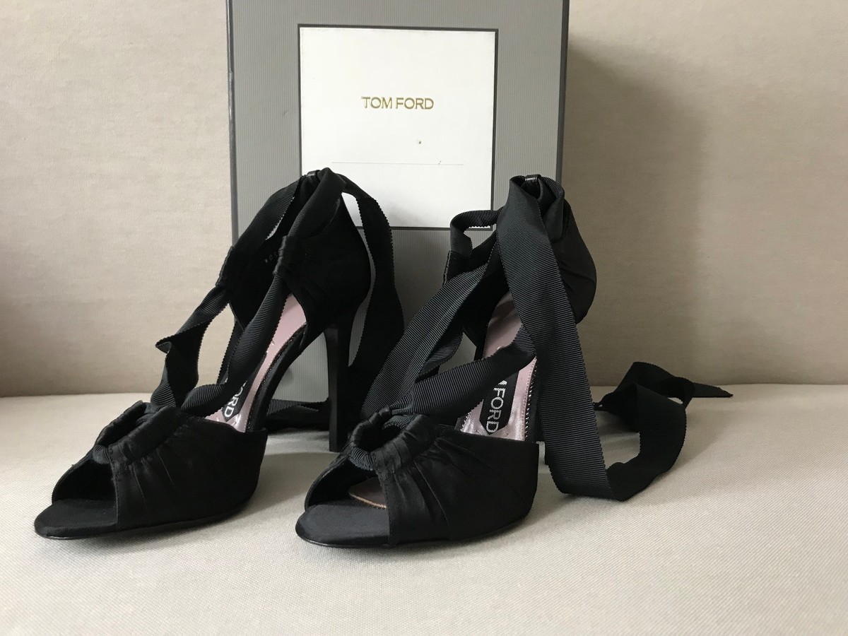 サンダル・ミュール Tom Ford Sandals TOM FORD CLASSIC BLACK SATIN SANDALS 36.5 RETAIL $1250