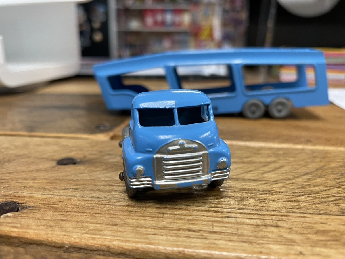 VINTAGE LESNEY MATCHBOX CAR TRANSPORTER (ACCESSORY PACK #2) BLUE W